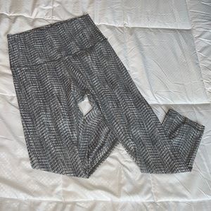 Lululemon leggings cropped